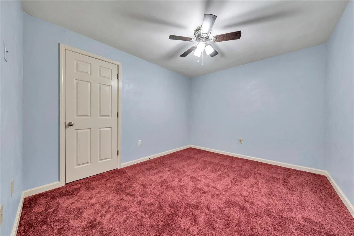 698 Hummingbird LN SE - Photo 33