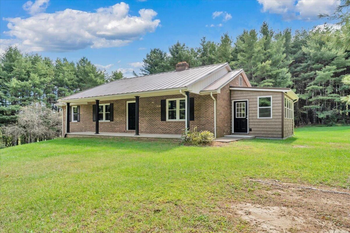 698 Hummingbird LN SE - Photo 44