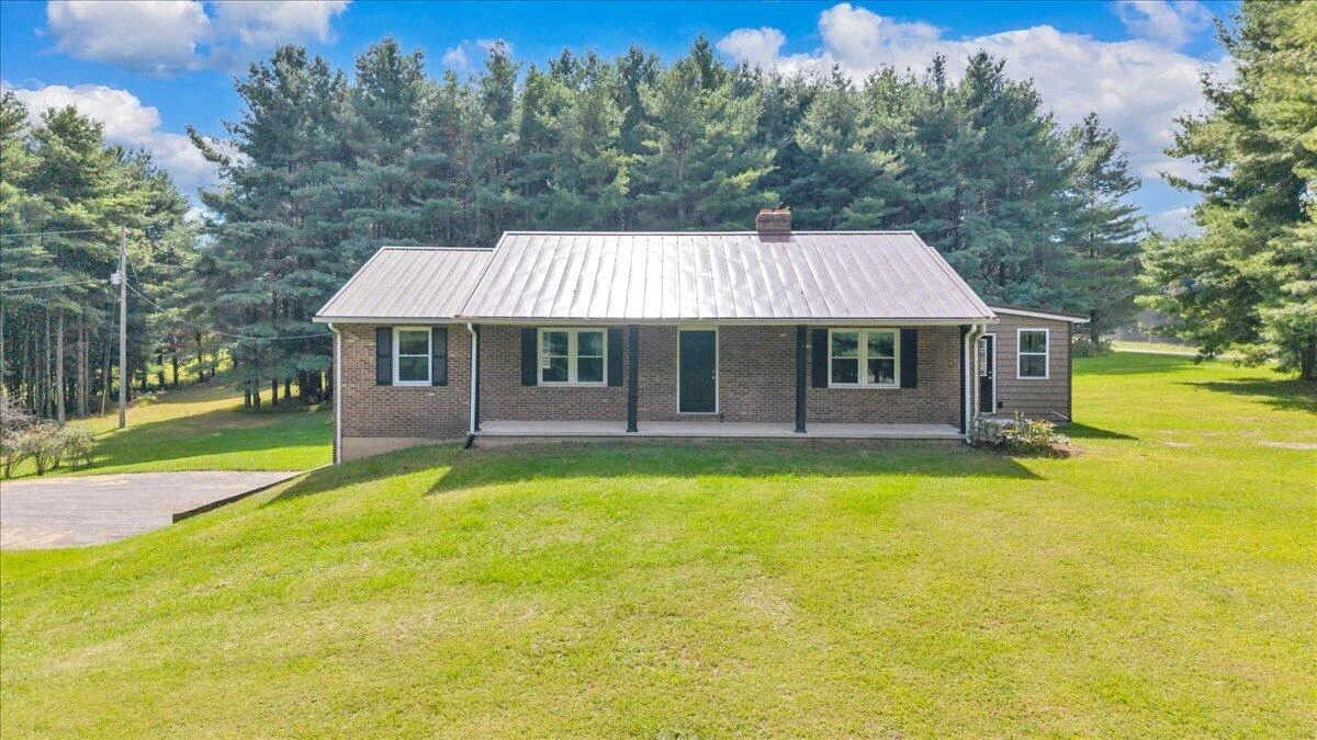698 Hummingbird LN SE - Photo 46