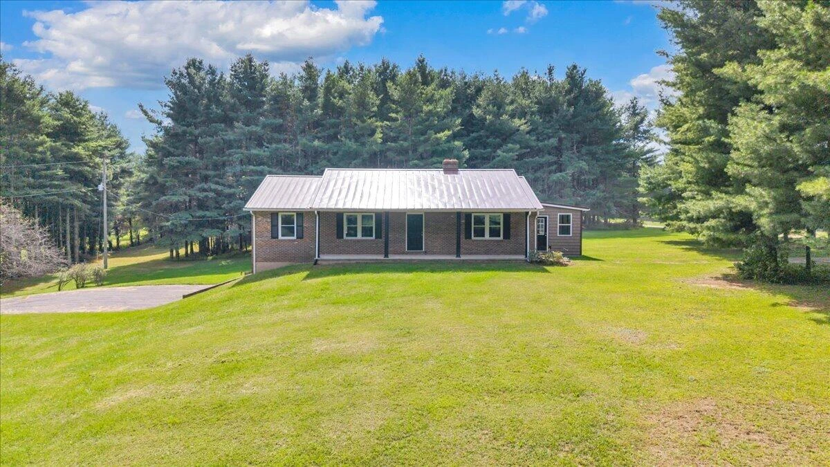 698 Hummingbird LN SE - Photo 47