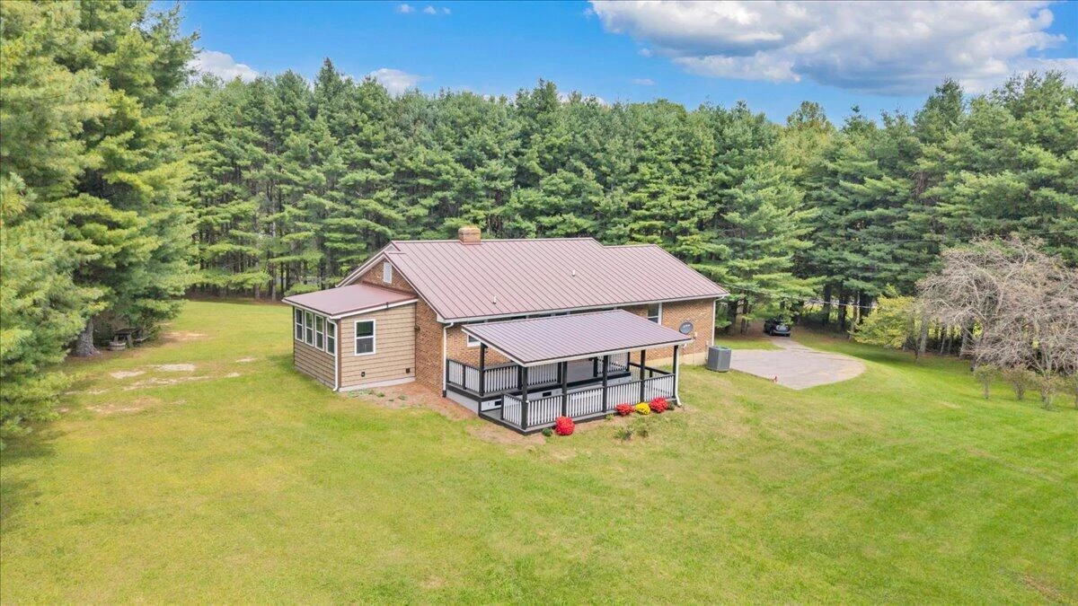 698 Hummingbird LN SE - Photo 59