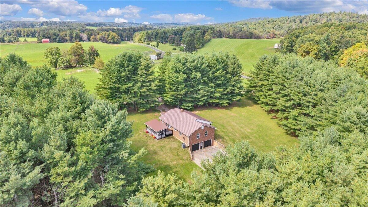 698 Hummingbird LN SE - Photo 62