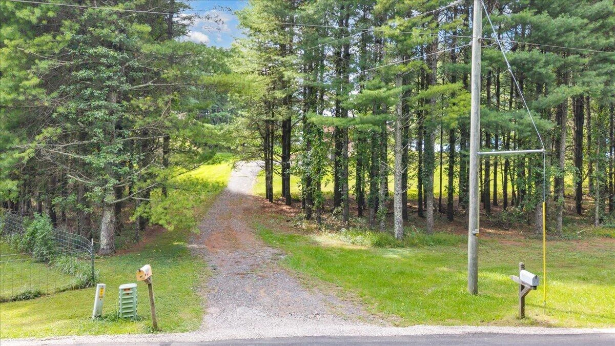 698 Hummingbird LN SE - Photo 63