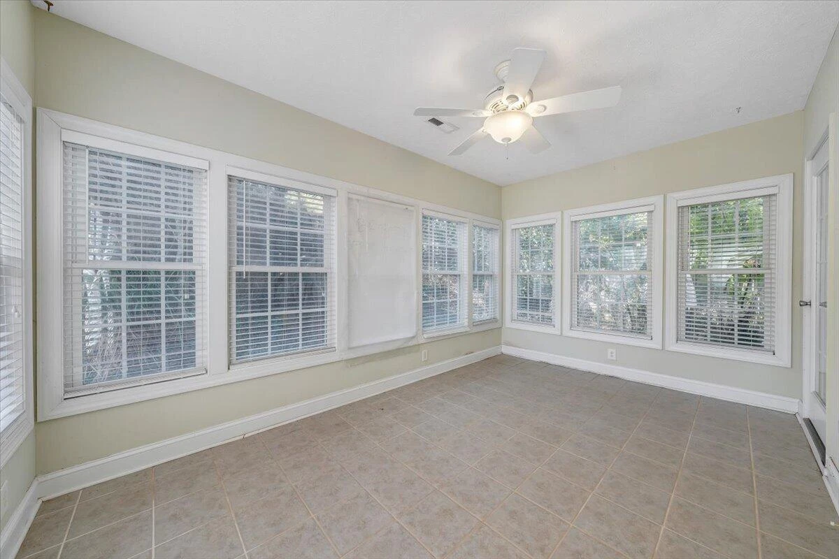 1209 Mountain View RD - Photo 8