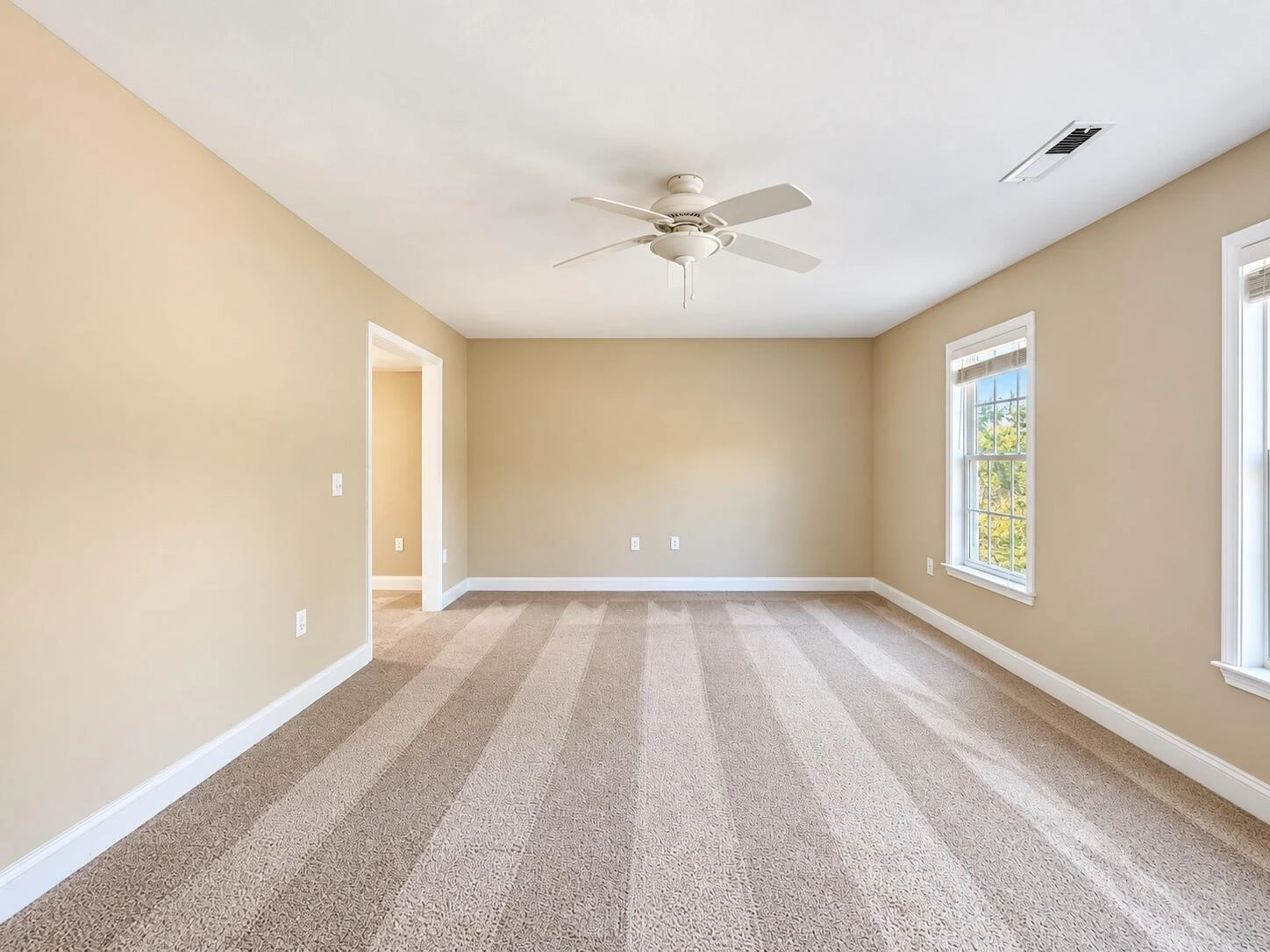 2820 Edgewood ST SW - Photo 7