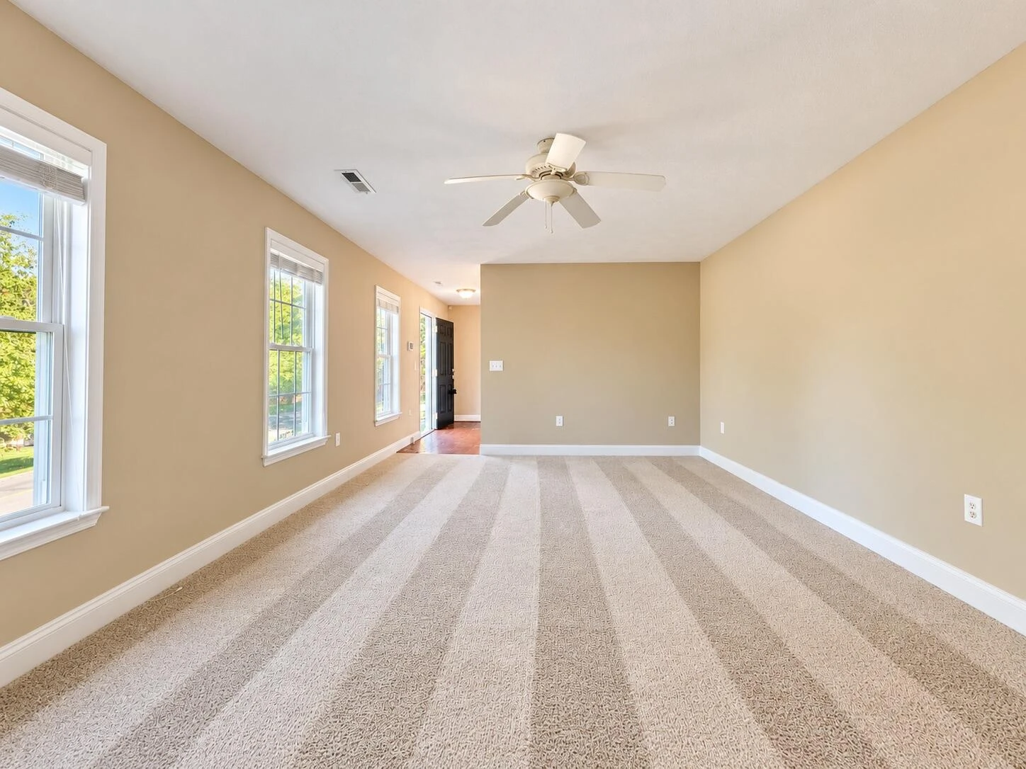 2820 Edgewood ST SW - Photo 9