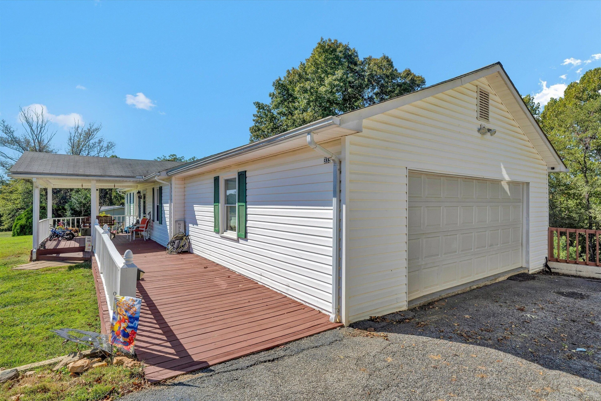 333 FARMINGTON RD - Photo 3