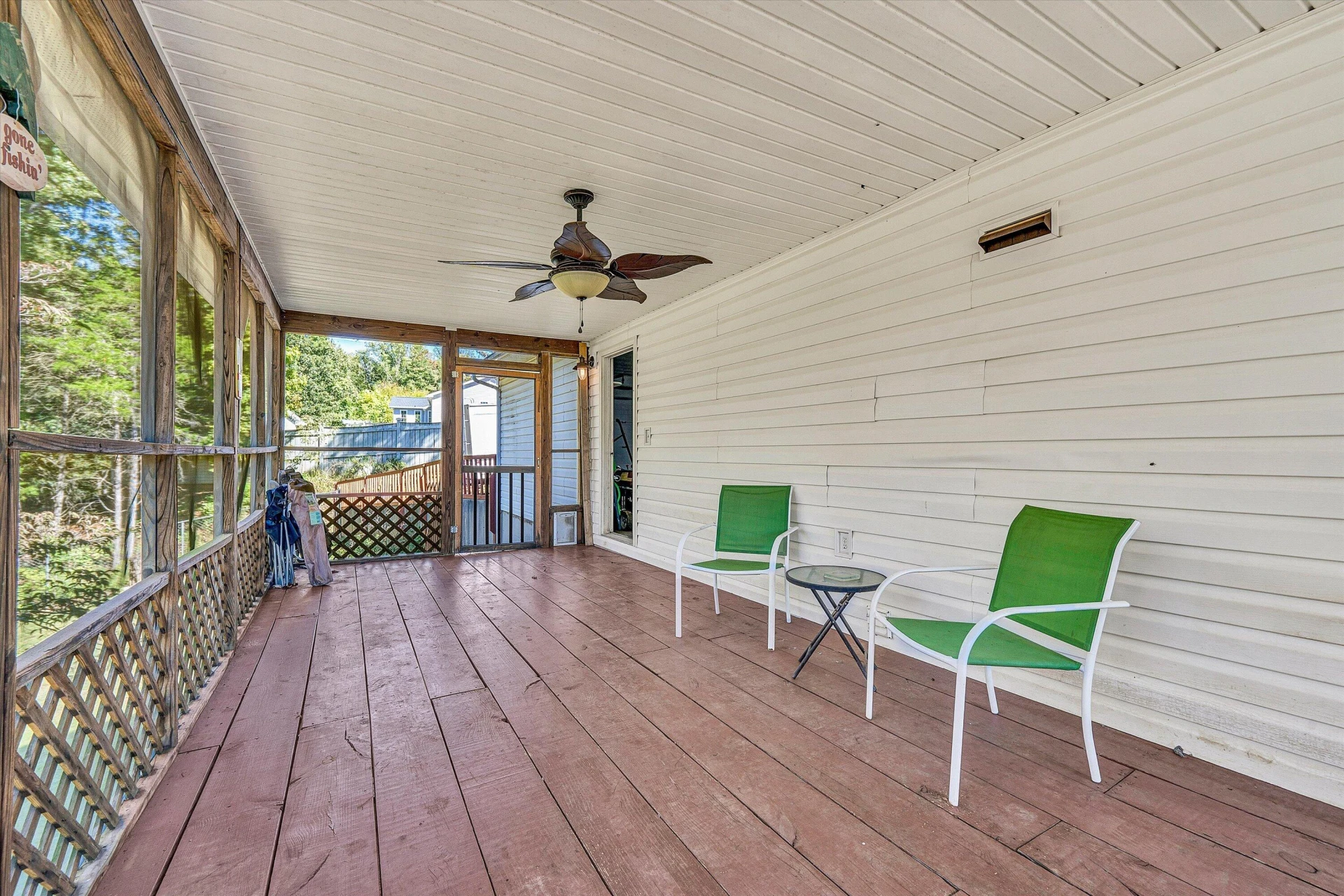 333 FARMINGTON RD - Photo 19