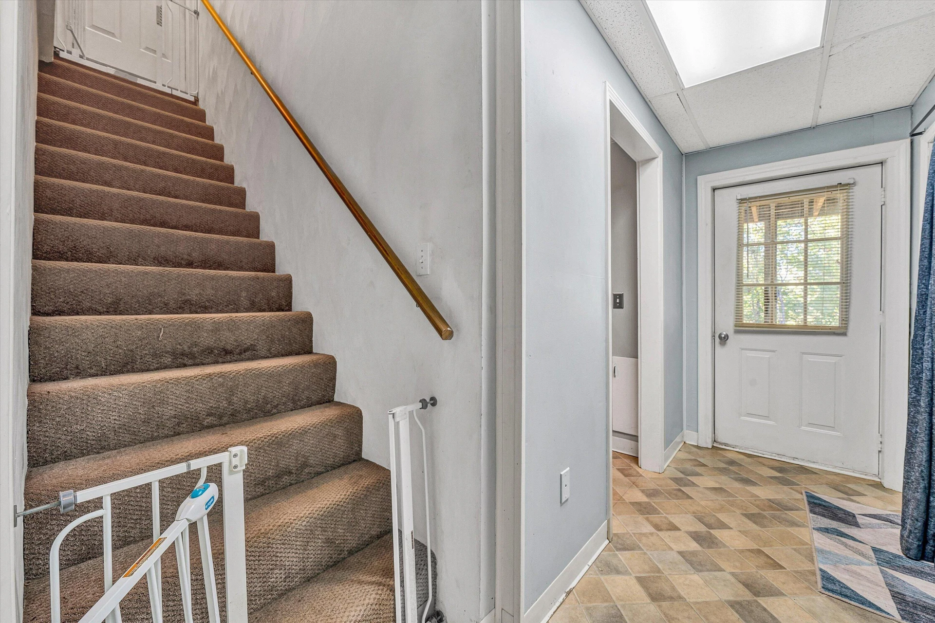 333 FARMINGTON RD - Photo 26