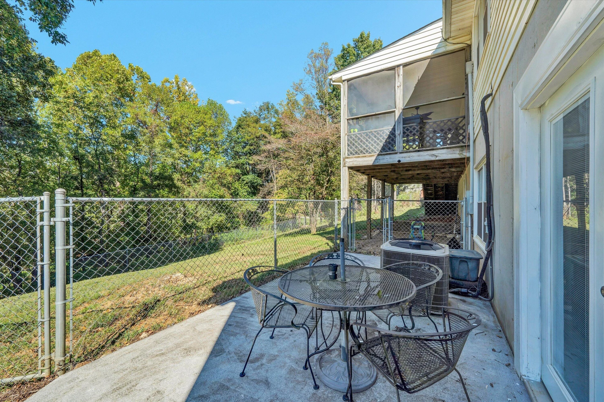 333 FARMINGTON RD - Photo 39