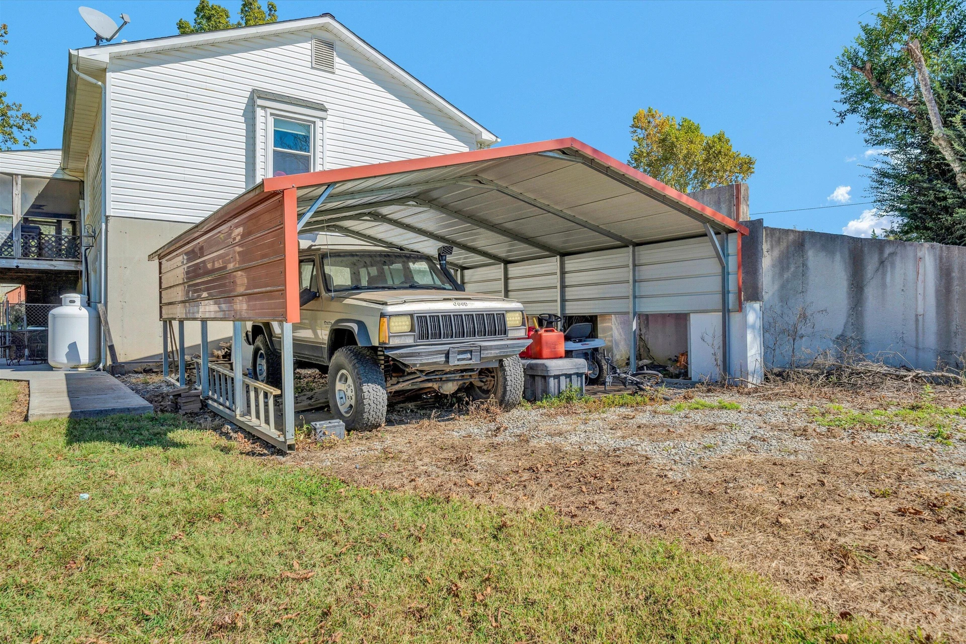 333 FARMINGTON RD - Photo 42