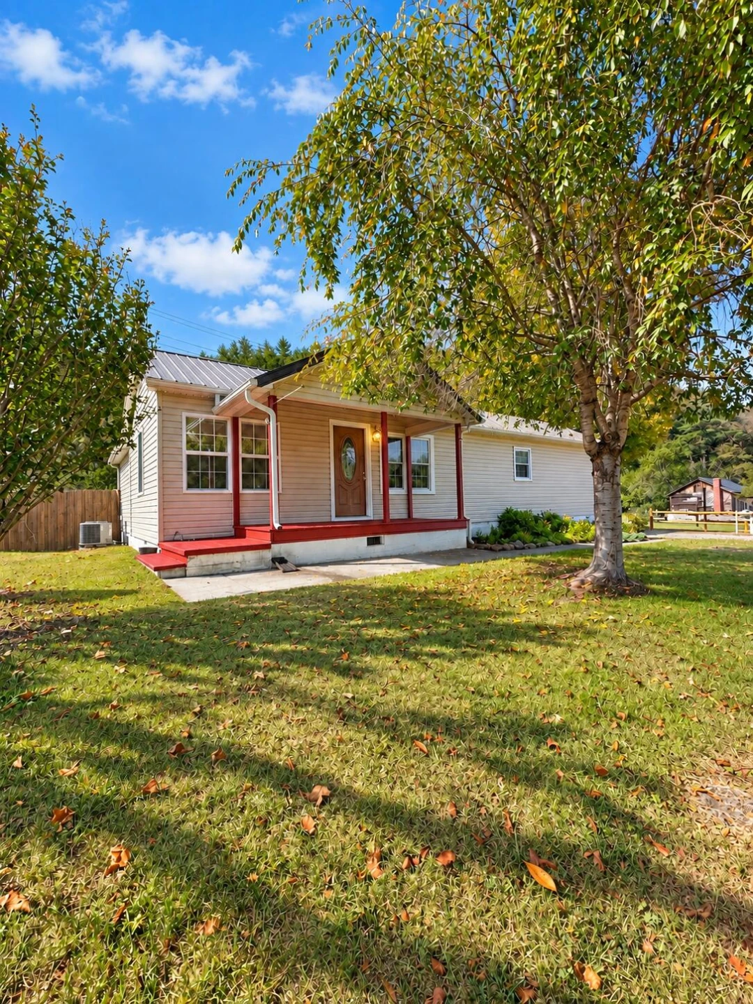 6213 Jackson River RD - Photo 2