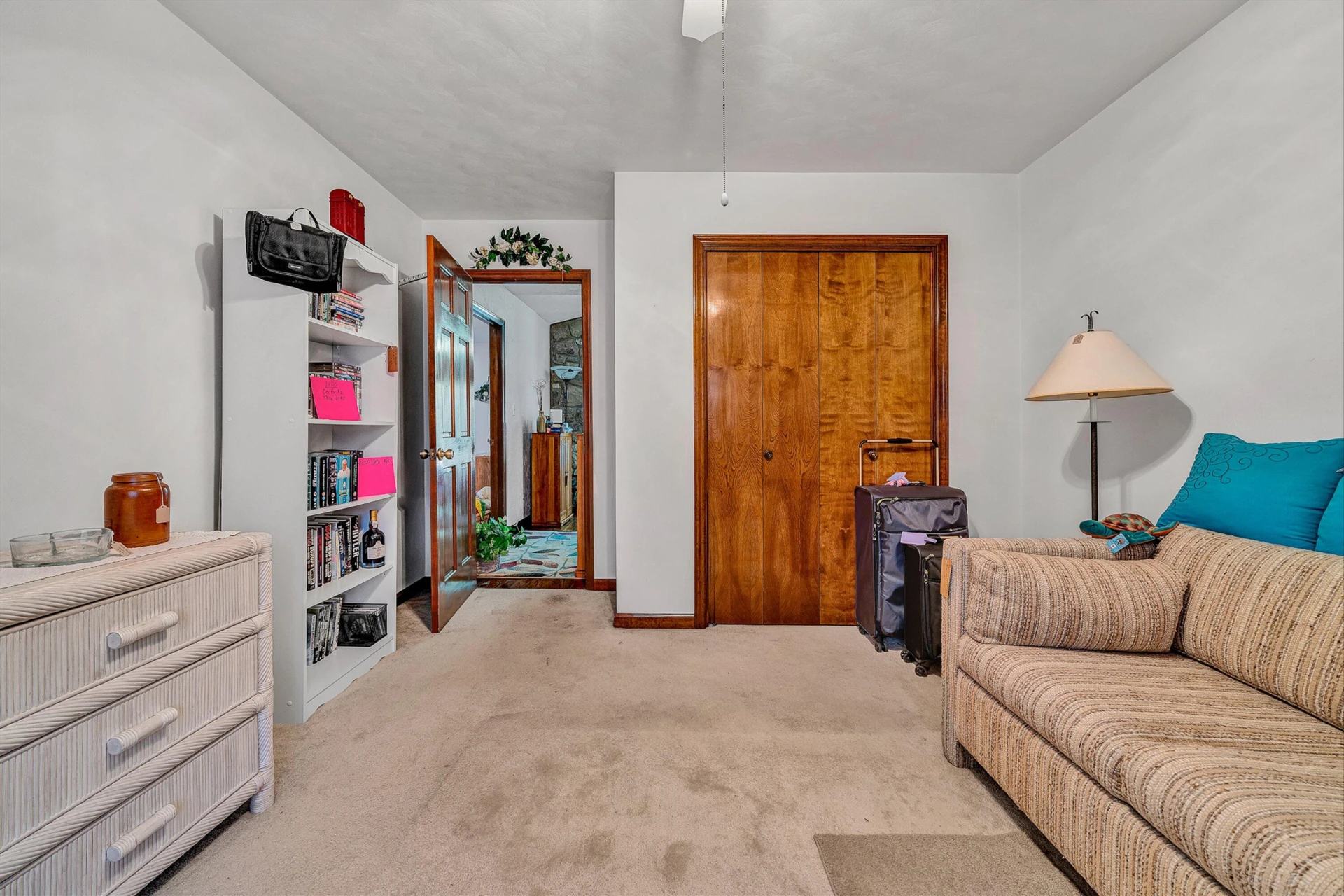 311 Foxcroft DR - Photo 17