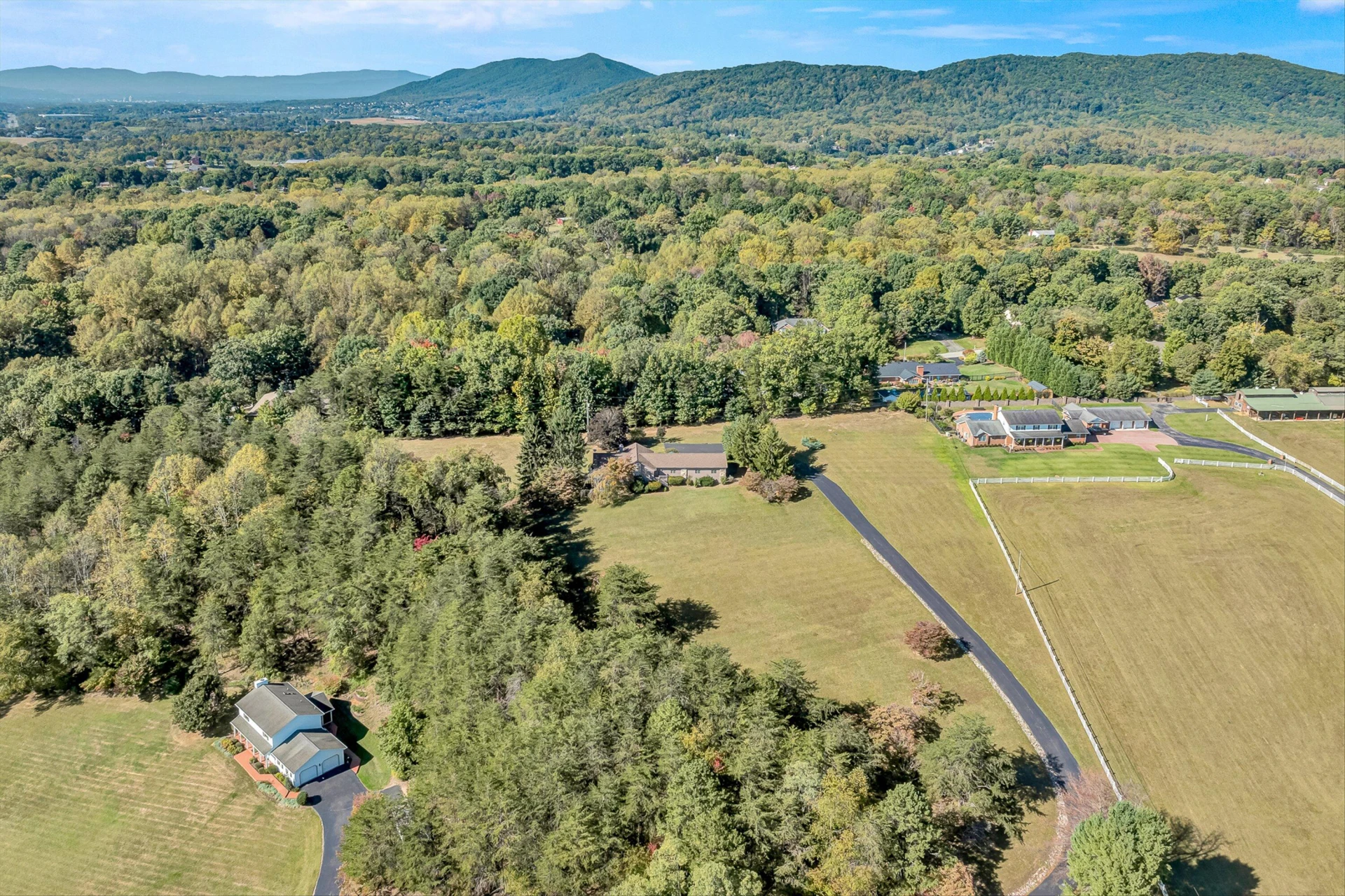 311 Foxcroft DR - Photo 40