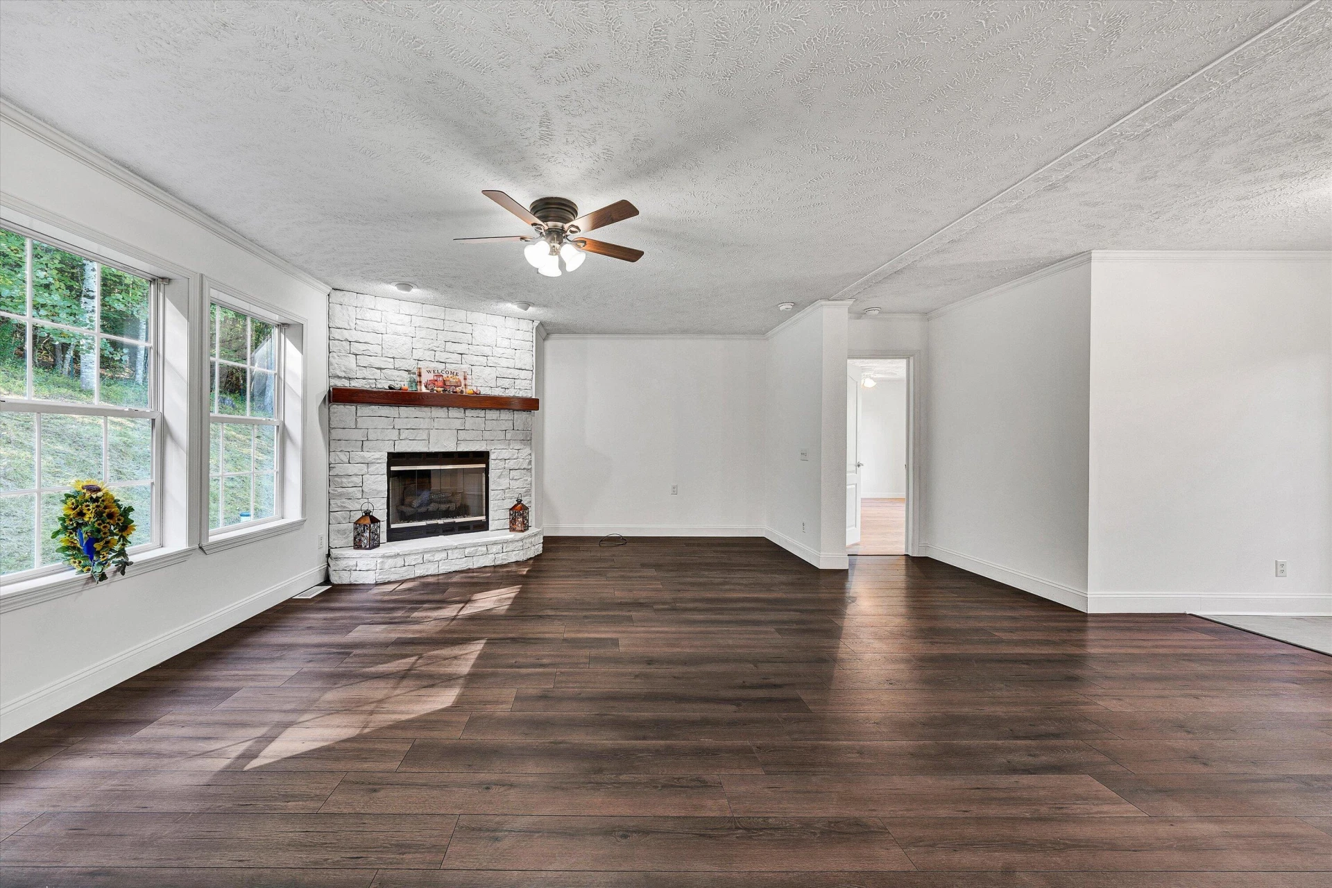 9043 Copper Hill RD NE - Photo 5