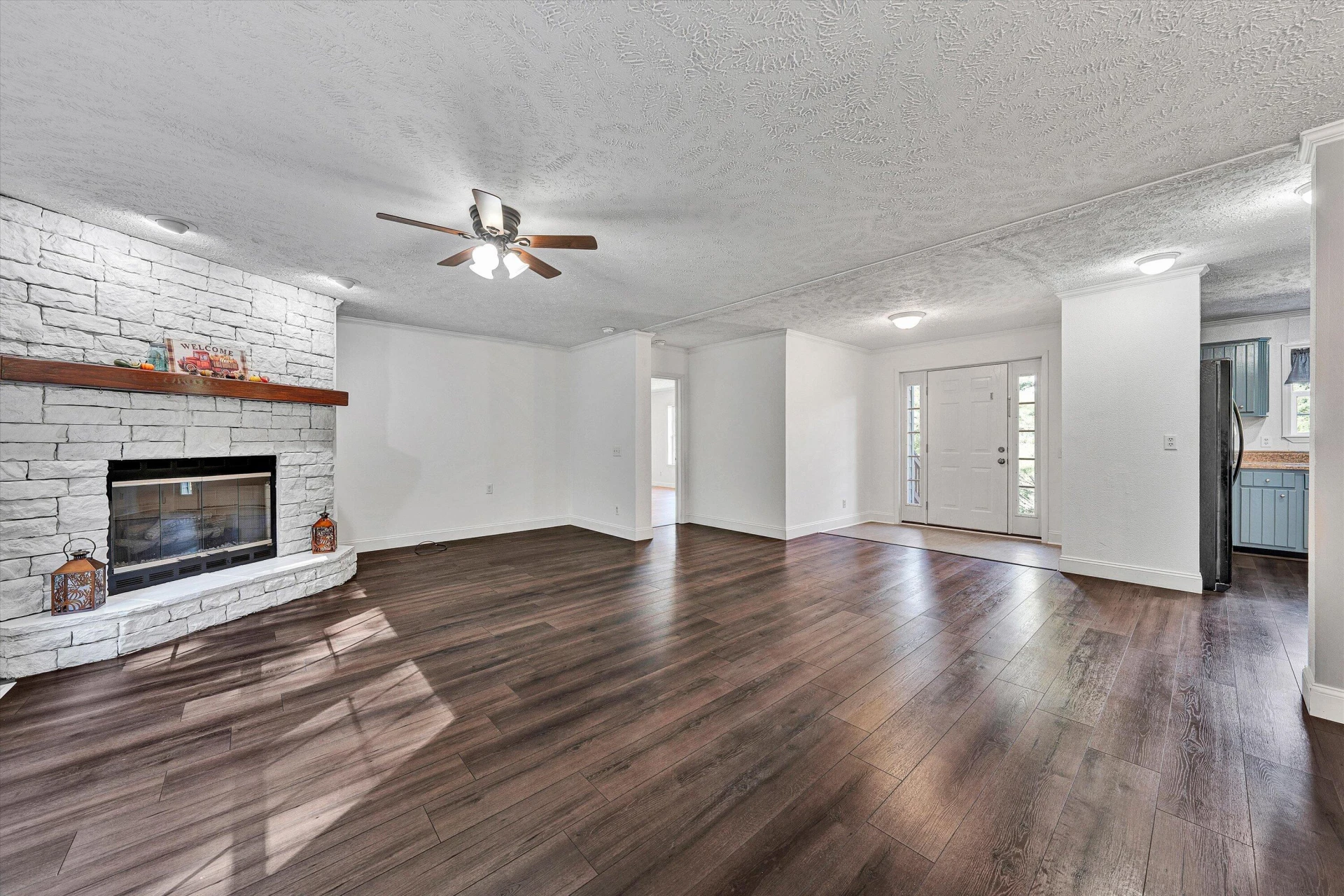 9043 Copper Hill RD NE - Photo 6