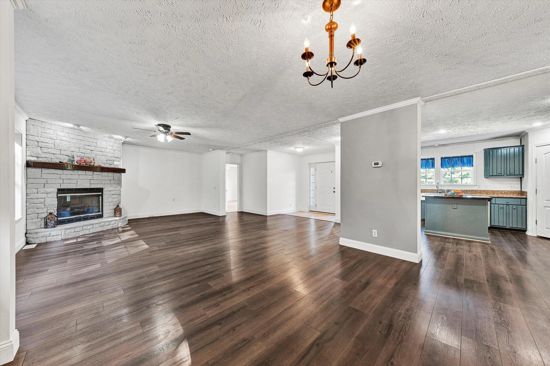 9043 Copper Hill RD NE - Photo 8