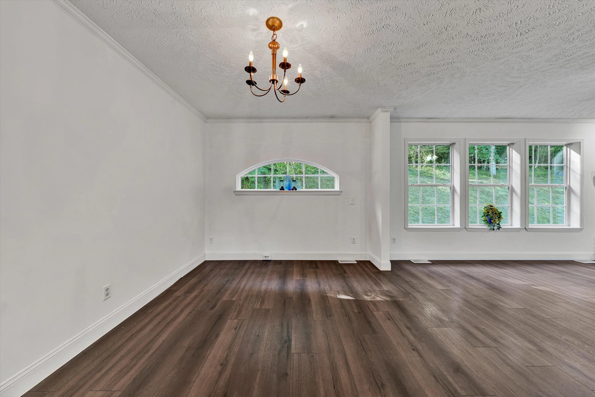 9043 Copper Hill RD NE - Photo 11