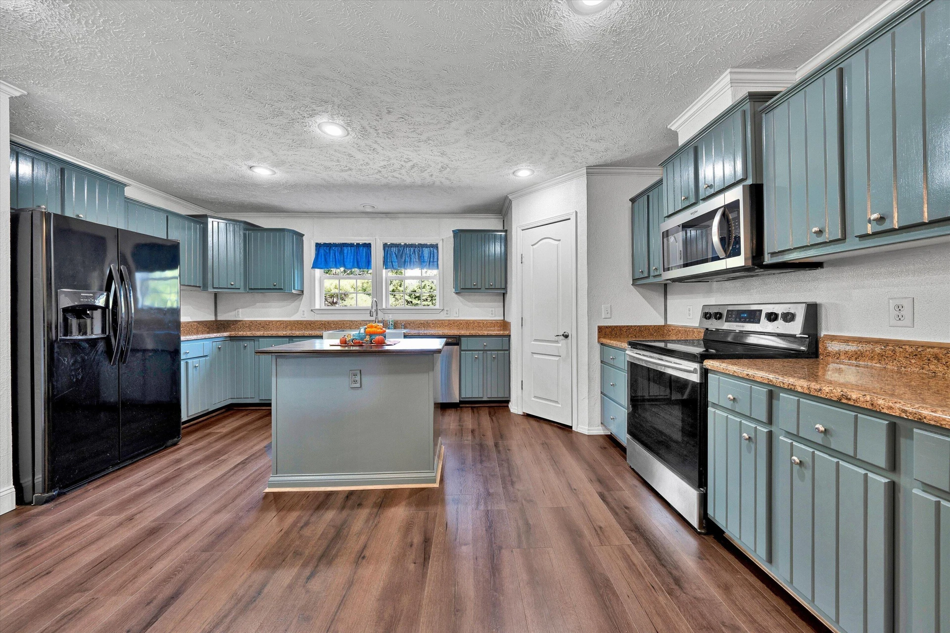 9043 Copper Hill RD NE - Photo 12