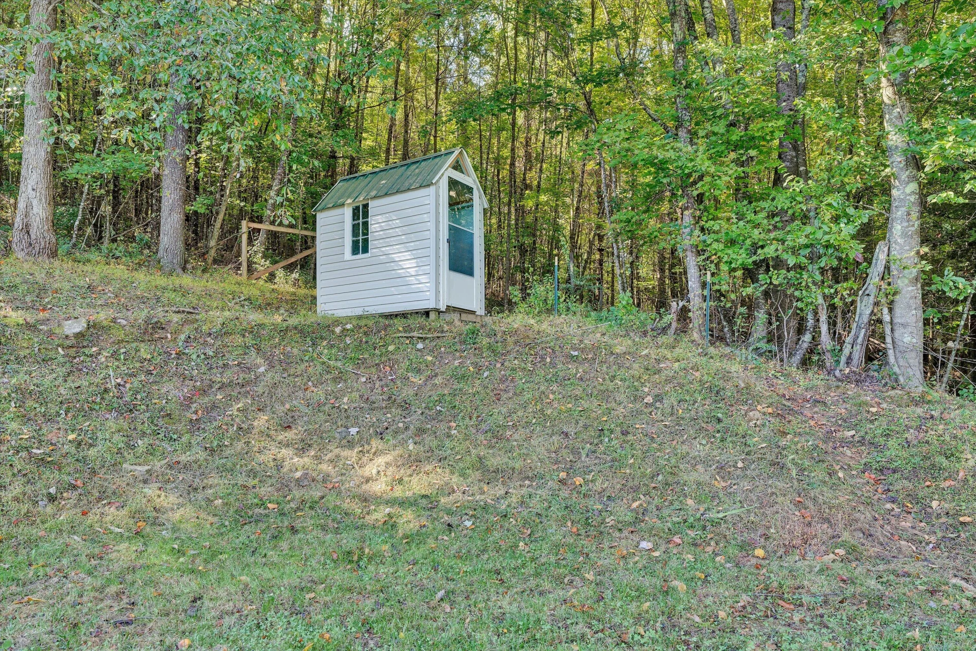 9043 Copper Hill RD NE - Photo 37