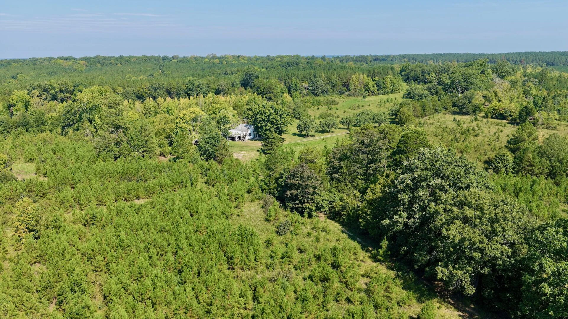 1170 Shelton RD