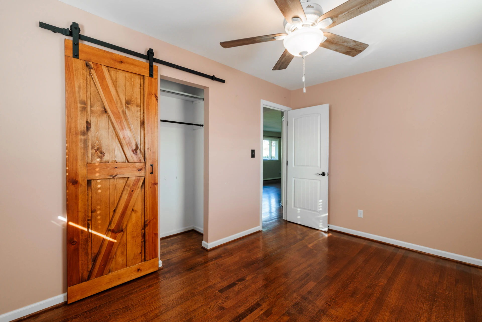 635 E Augusta AVE - Photo 16