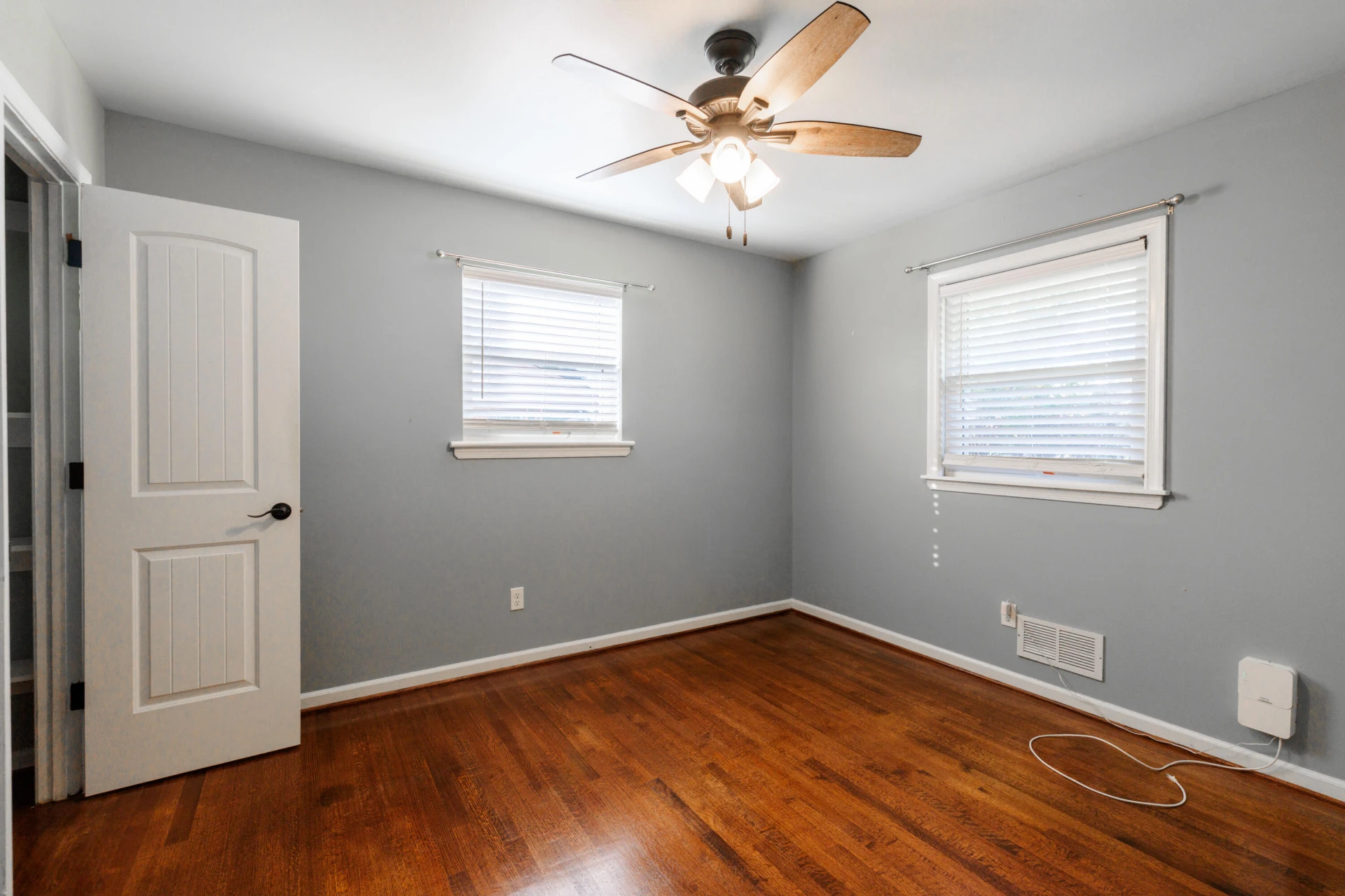635 E Augusta AVE - Photo 18