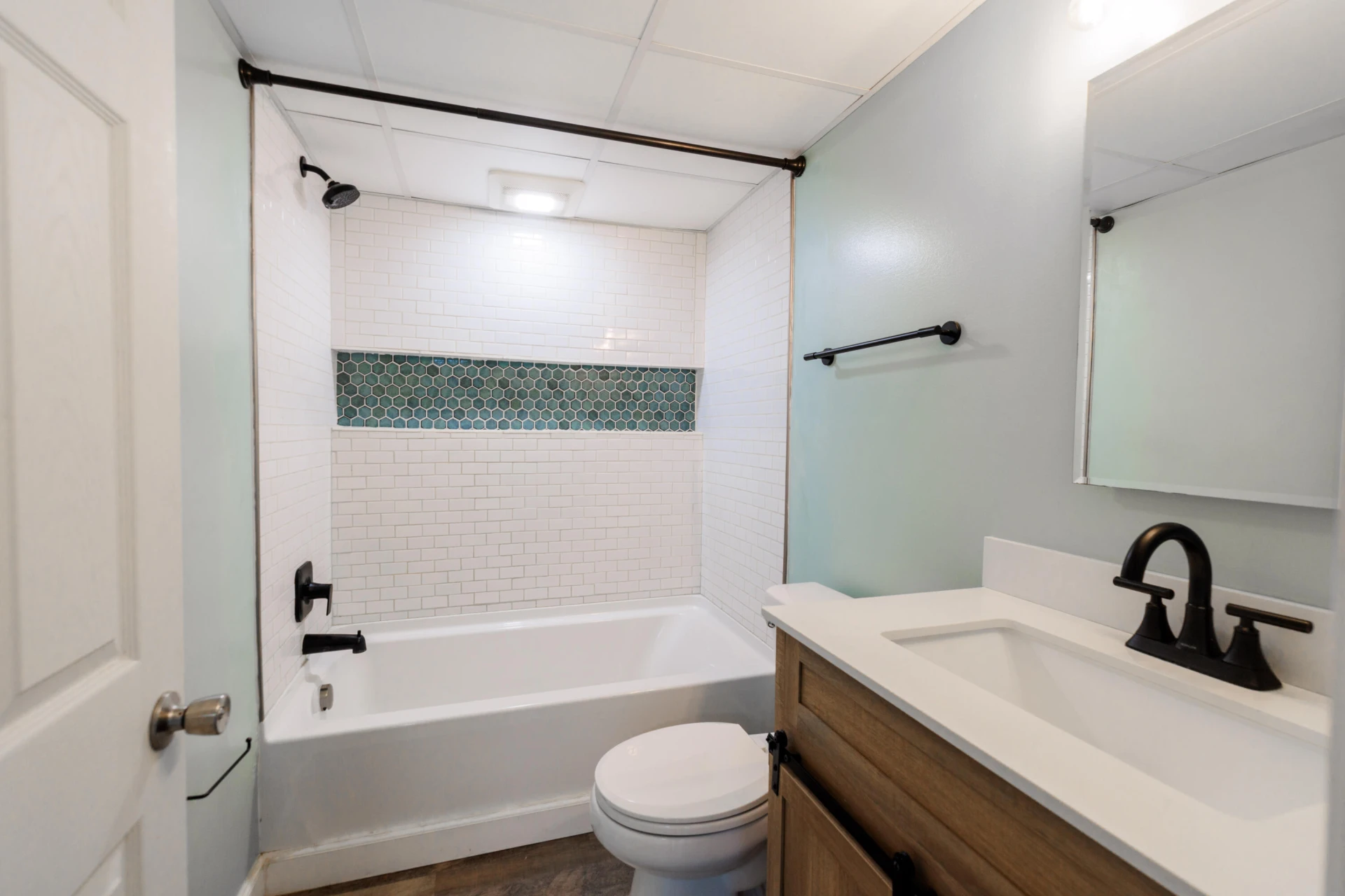 635 E Augusta AVE - Photo 31
