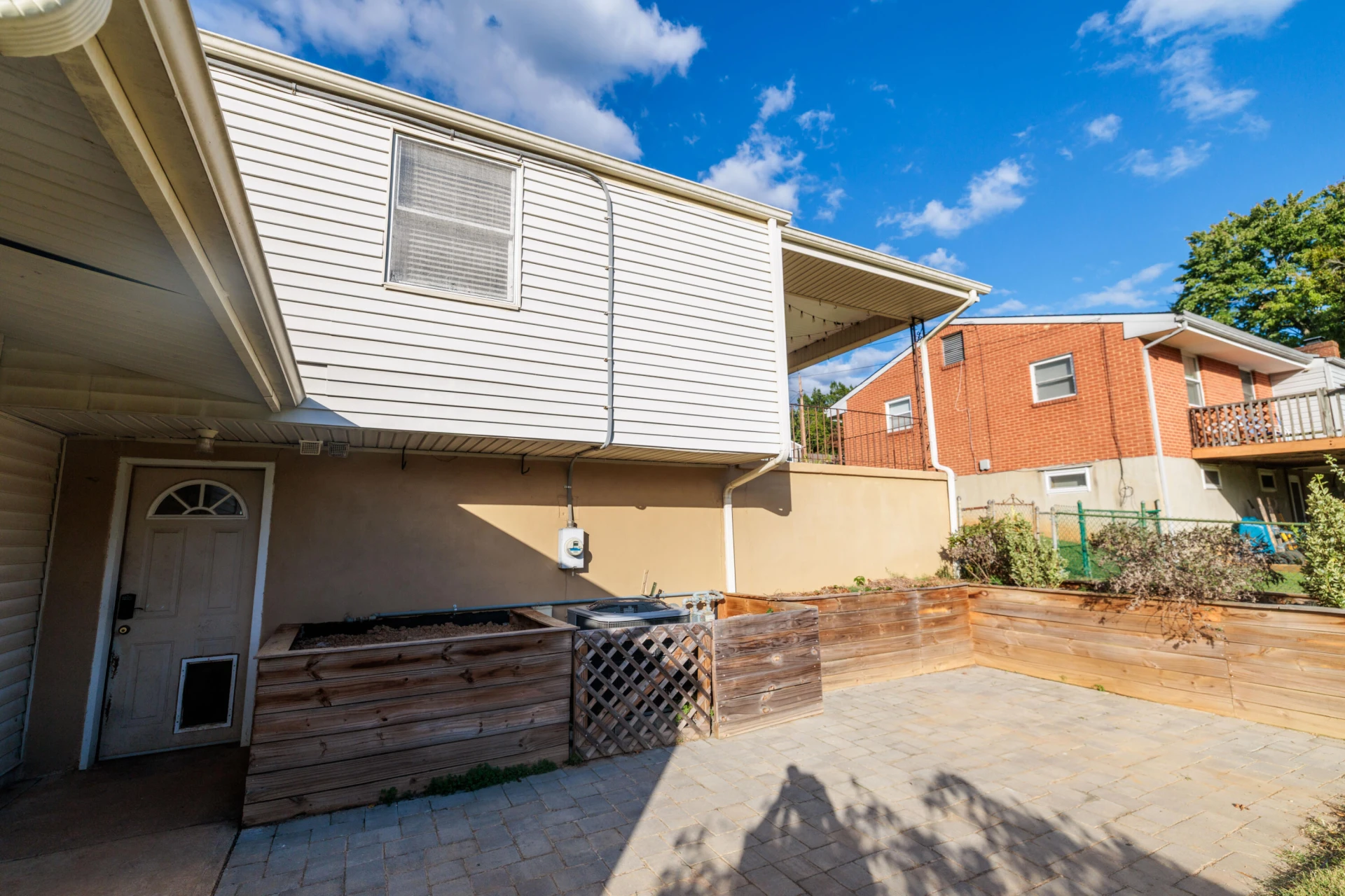 635 E Augusta AVE - Photo 39