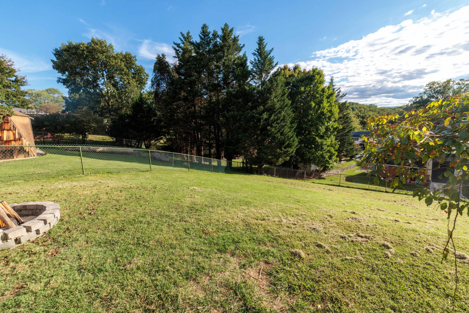 635 E Augusta AVE - Photo 40