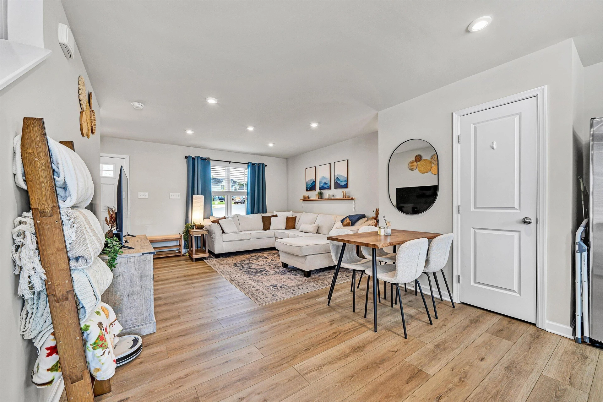 263 Jordan CT - Photo 8