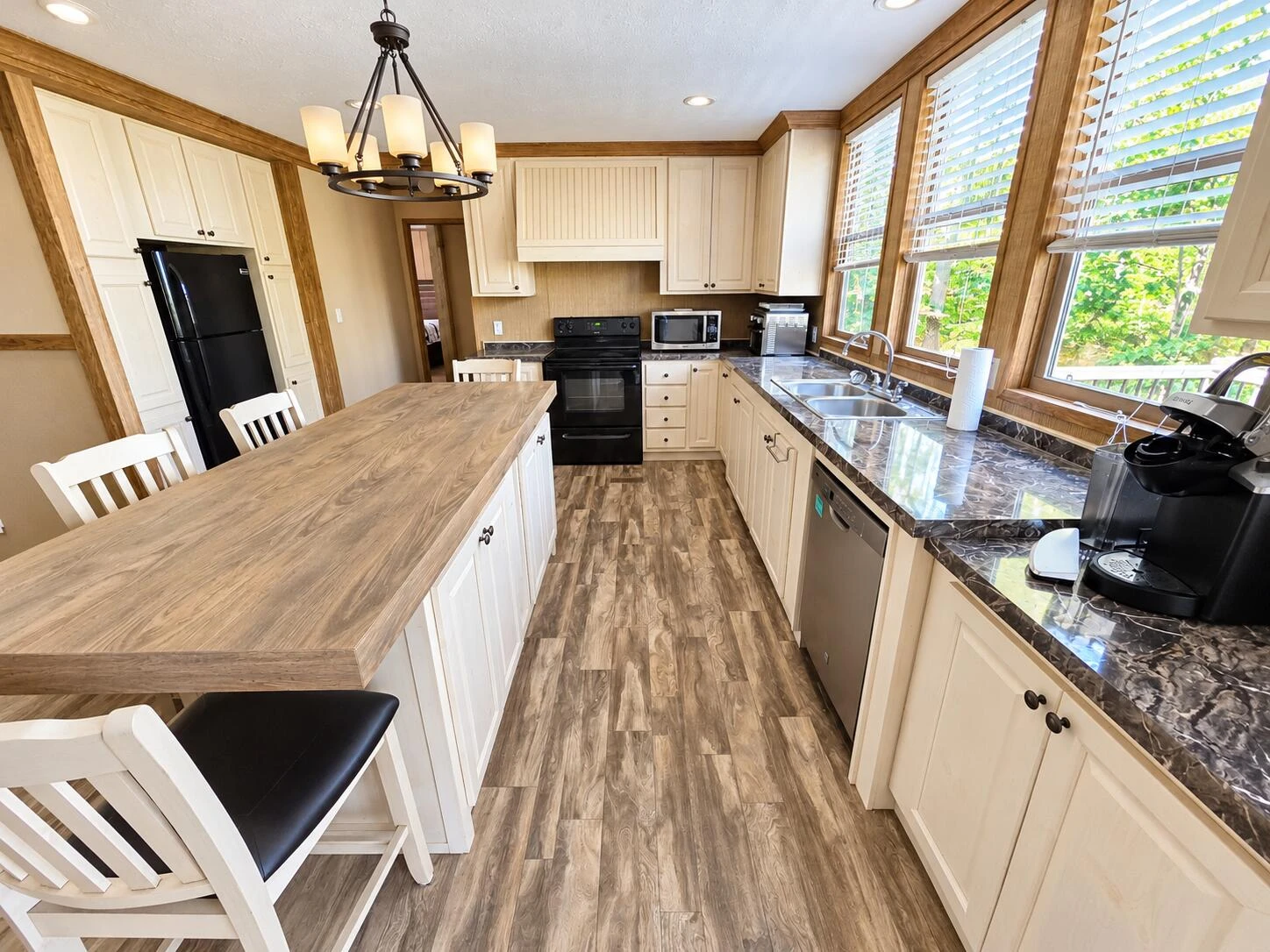 300 Whisperway RD - Photo 7