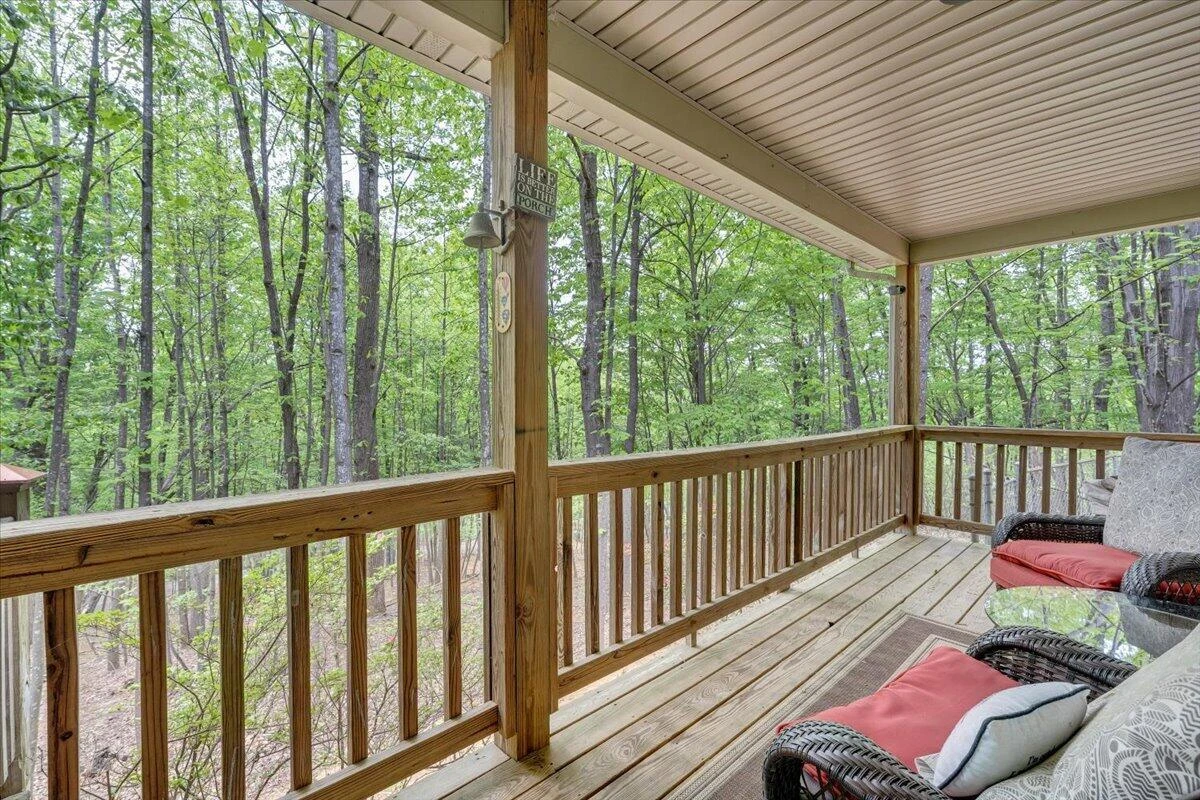 290 Silver Shadow RD - Photo 2