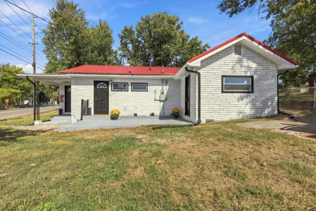 2436 W Main ST
