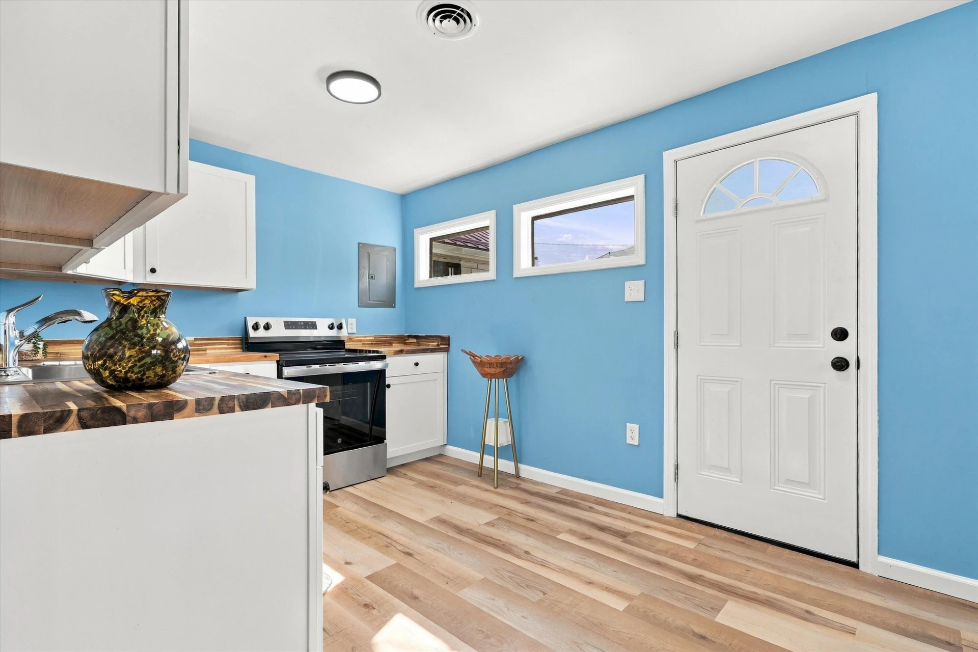 2436 W Main ST - Photo 8