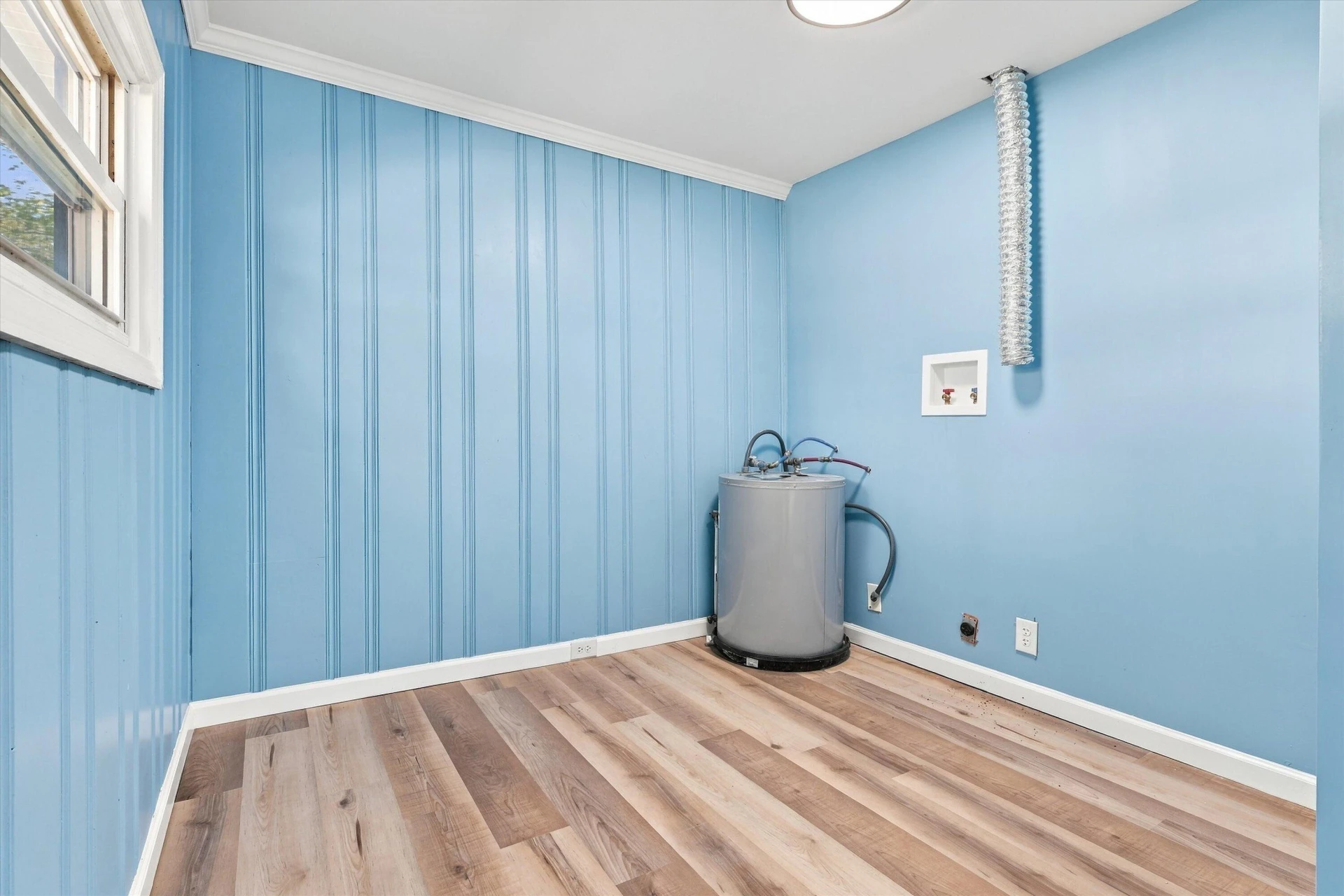 2436 W Main ST - Photo 9