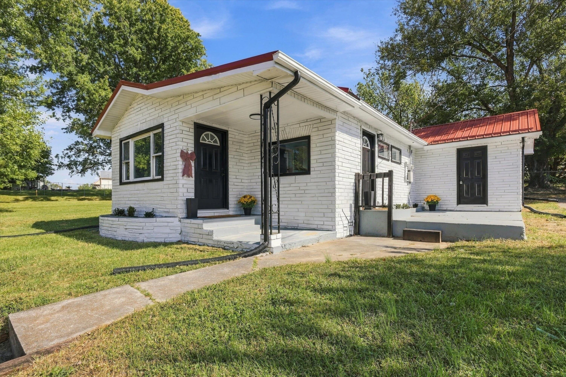 2436 W Main ST - Photo 15