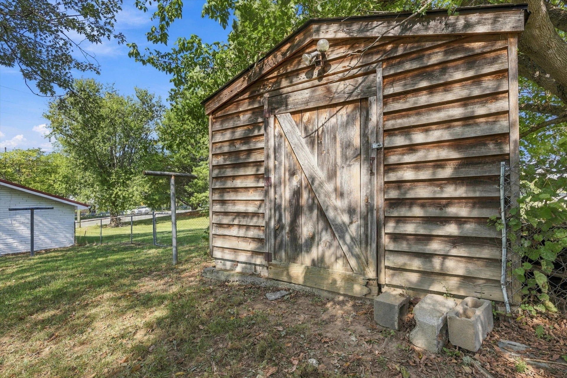 2436 W Main ST - Photo 17