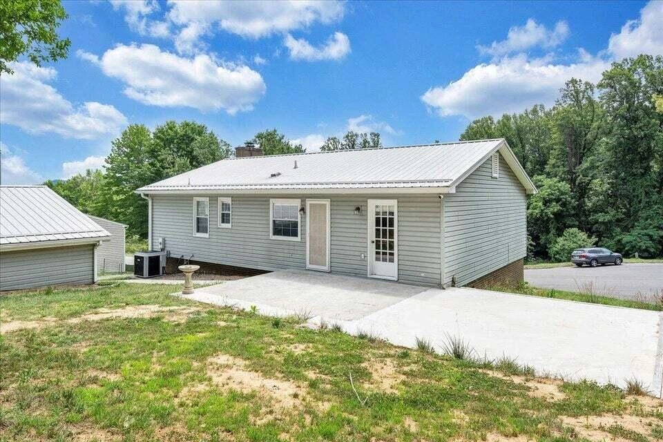 6408 Orchard View LN - Photo 43