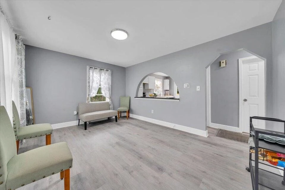 2923 Courtland RD NW - Photo 8