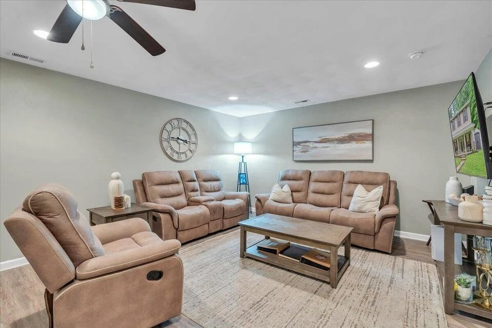 2126 Brookside LN SE - Photo 22