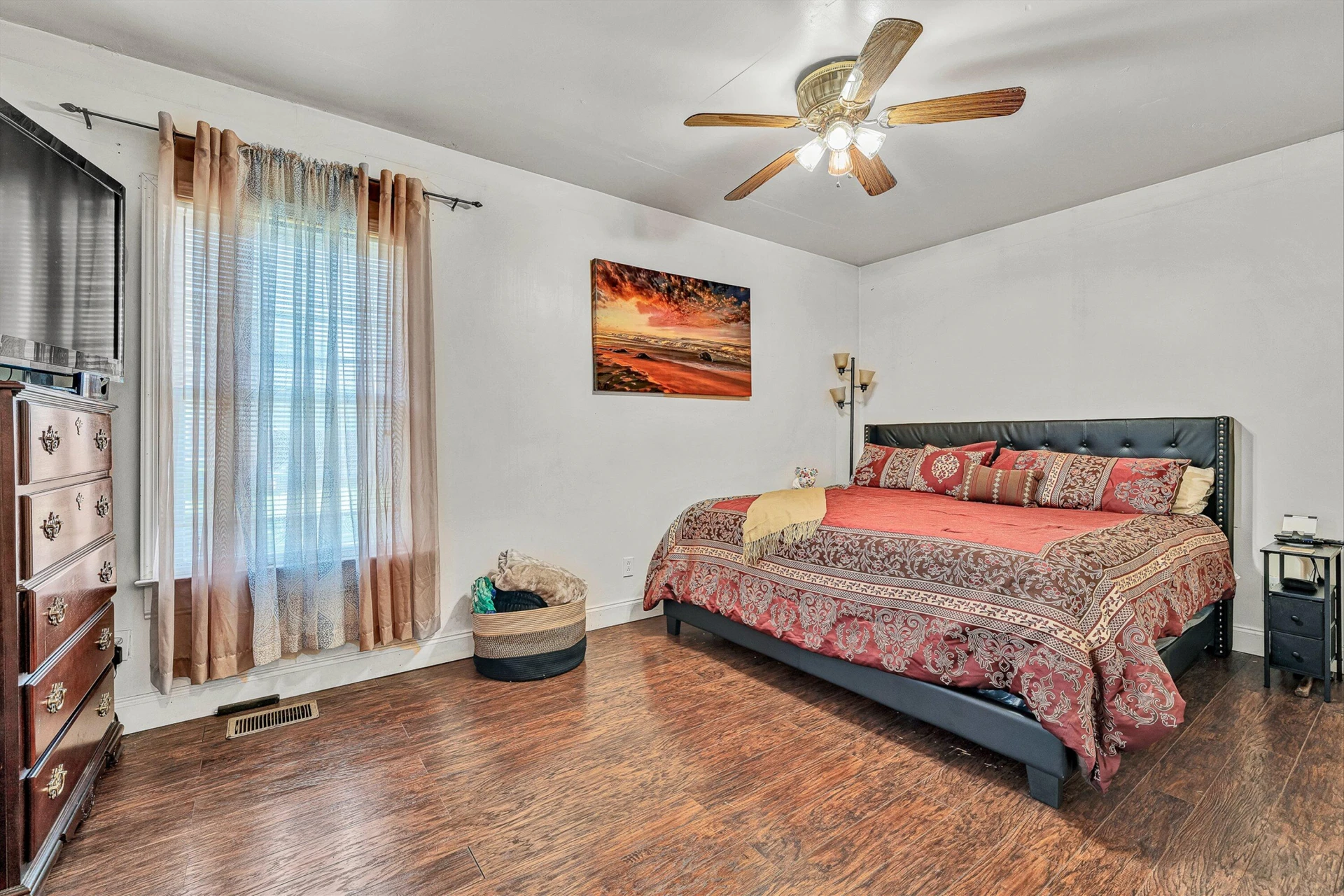 1628 Rugby BLVD NW - Photo 14