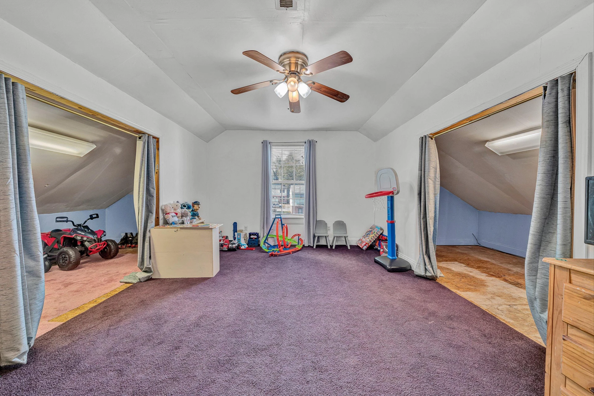 1628 Rugby BLVD NW - Photo 20