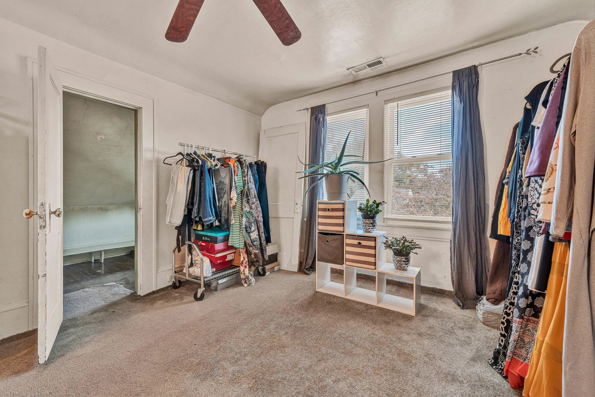 1628 Rugby BLVD NW - Photo 23
