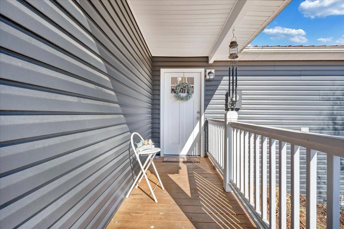 1255 RUSSELL DR - Photo 5