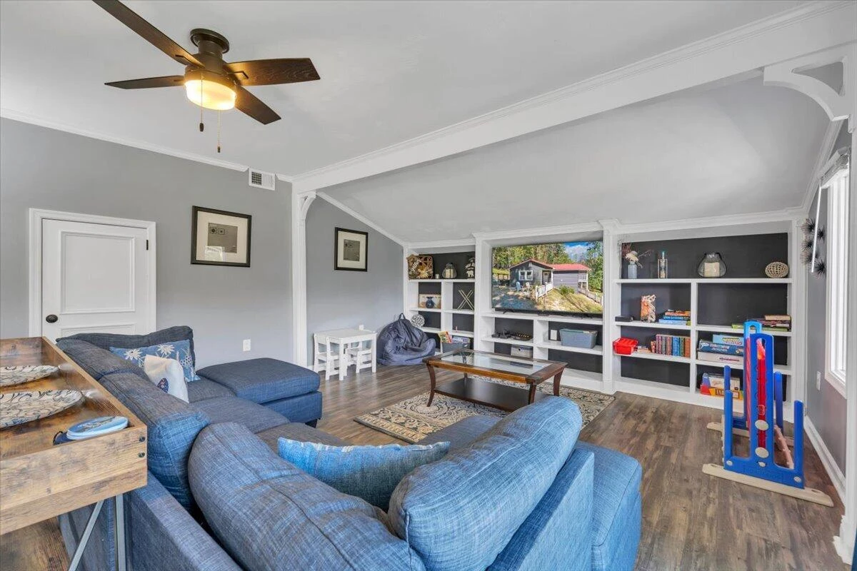 1255 RUSSELL DR - Photo 10