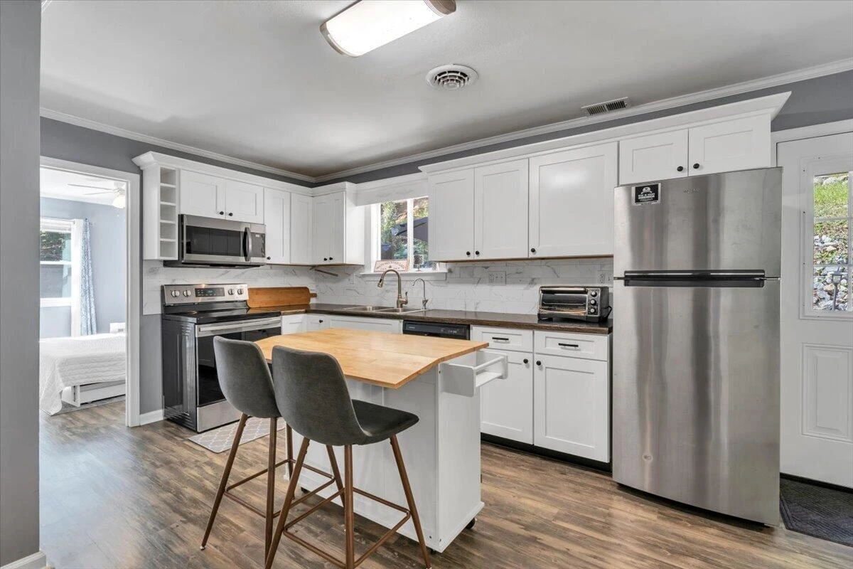 1255 RUSSELL DR - Photo 15