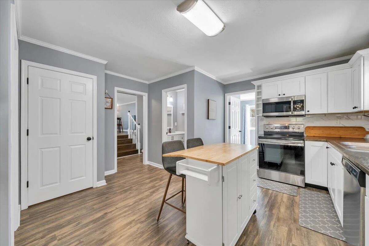 1255 RUSSELL DR - Photo 16