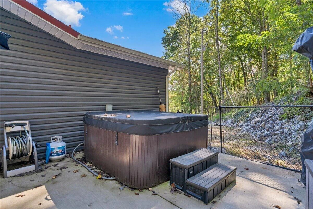 1255 RUSSELL DR - Photo 44