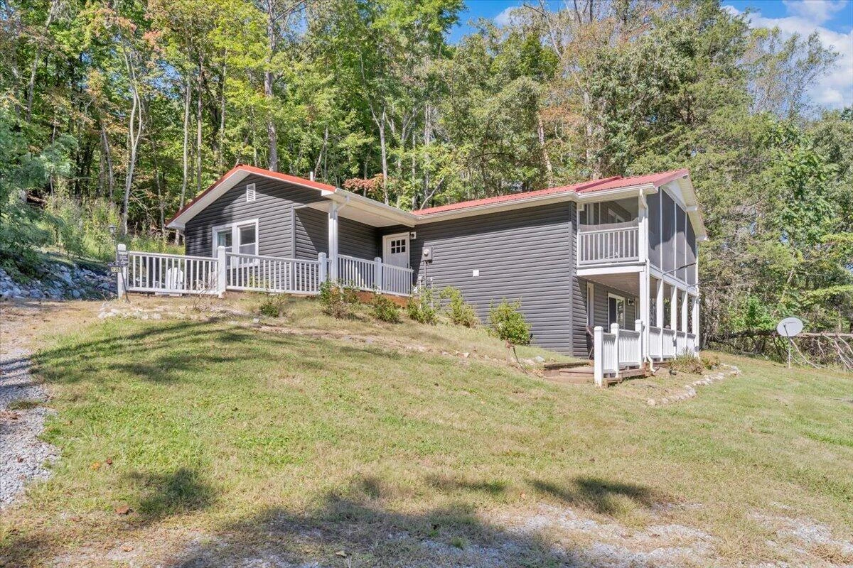 1255 RUSSELL DR - Photo 3